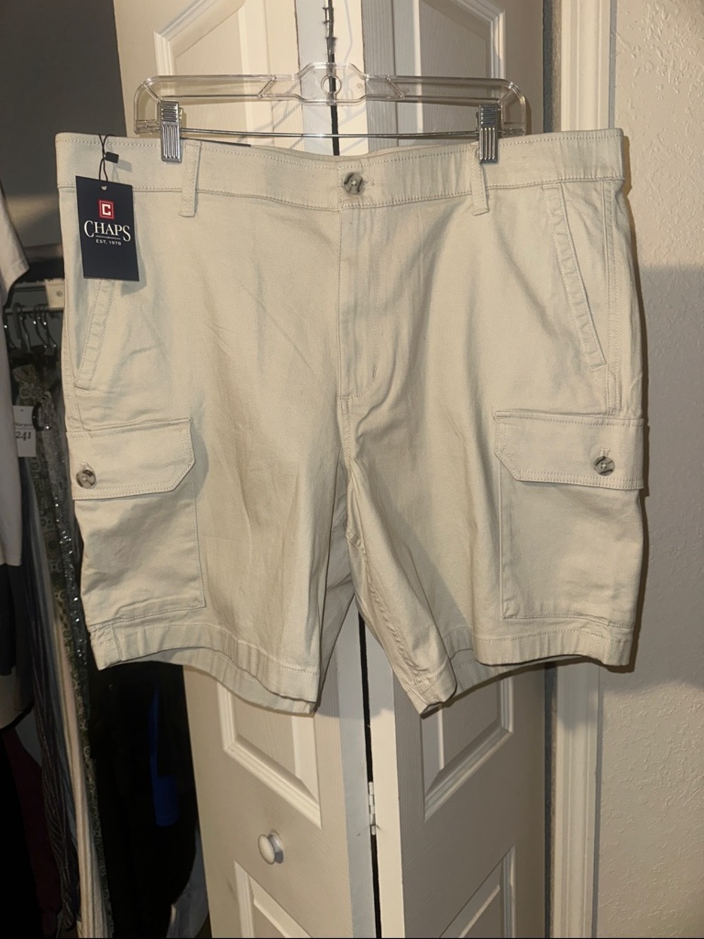 Chaps Men's Cream Cargo Shorts - Button Flap Pockets